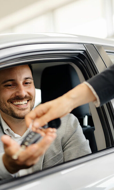 Here’s how to sell a used car online and know its value