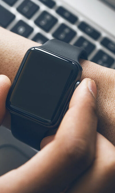 15 Hidden Apple Watch Hacks Users Don’t Know About